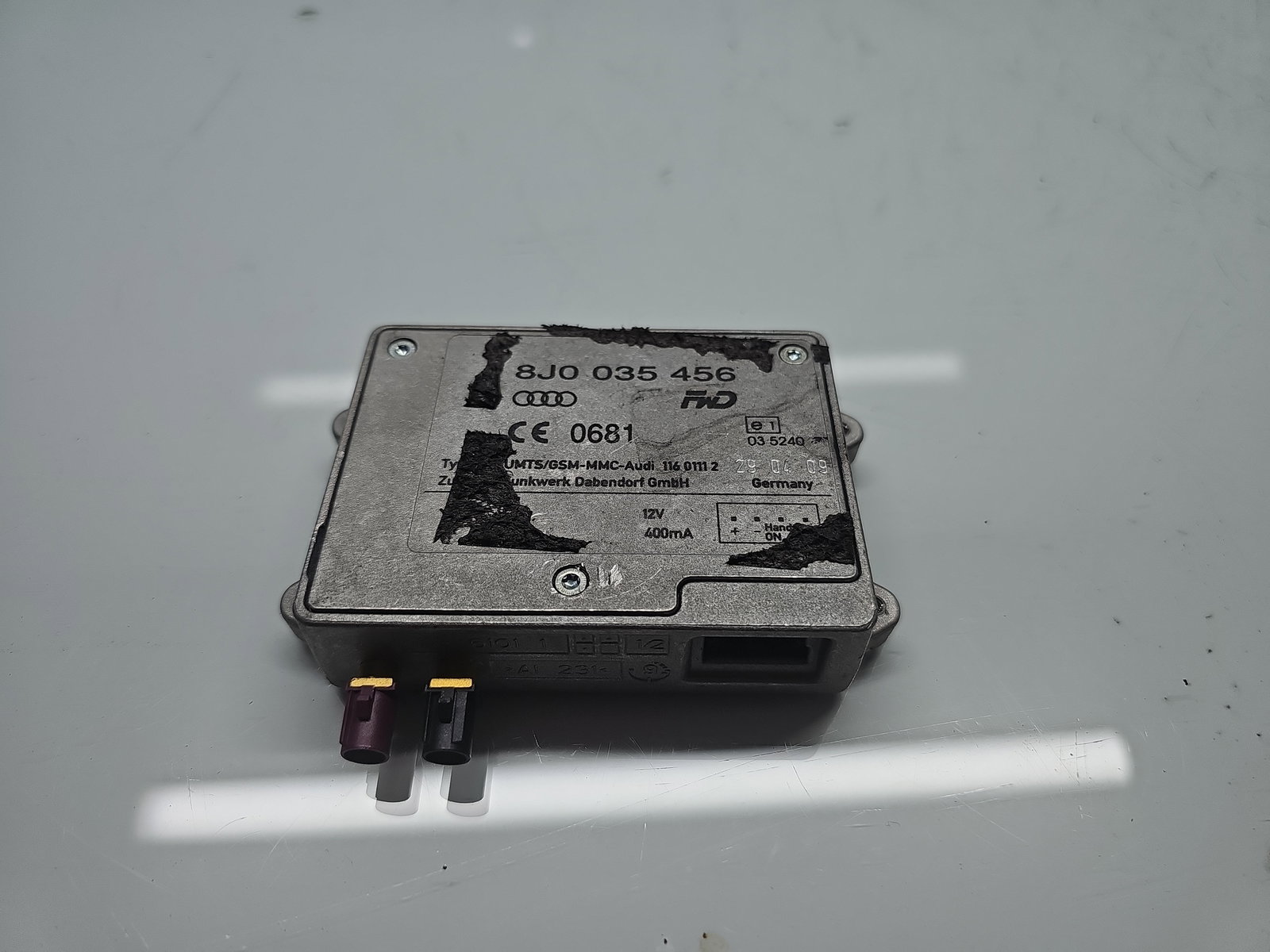 Amplificator antena AUDI A4 (8K5, B8) Avant [Fabr 2008-2015] 8J0035456 - imagine 1