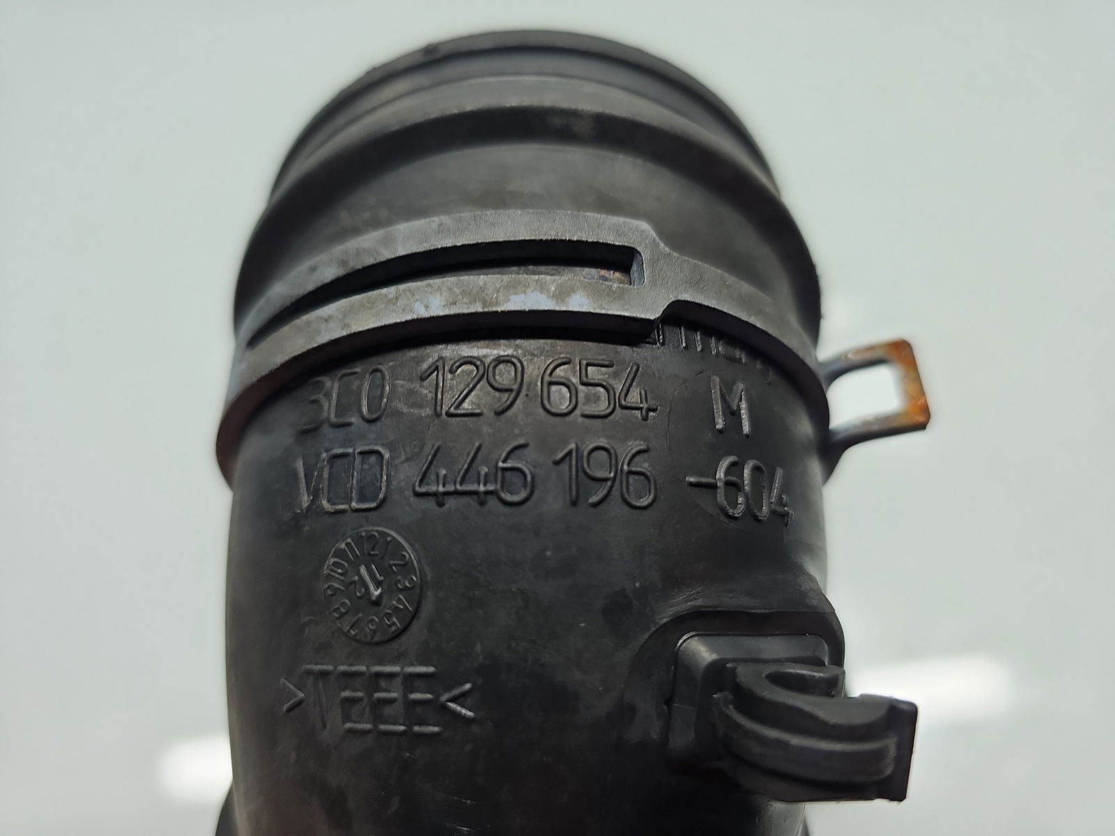 Tub admisie aer Skoda Superb II (3T4) [Fabr 2008-2015] 3C0129654M 1.6 TDI CAYC 77KW / 105CP - imagine 2