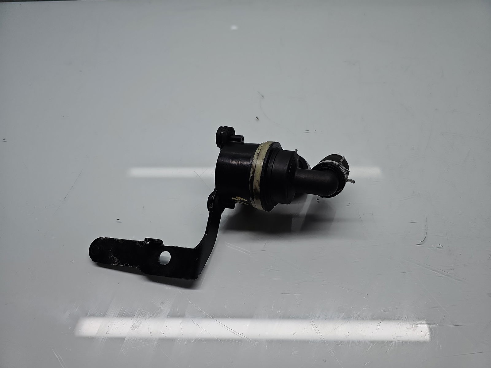 Pompa recirculare apa Seat Alhambra (710) [Fabr 2010-2020] 5N0965561A 1.6 TDI CAYC 77KW / 105CP - imagine 4