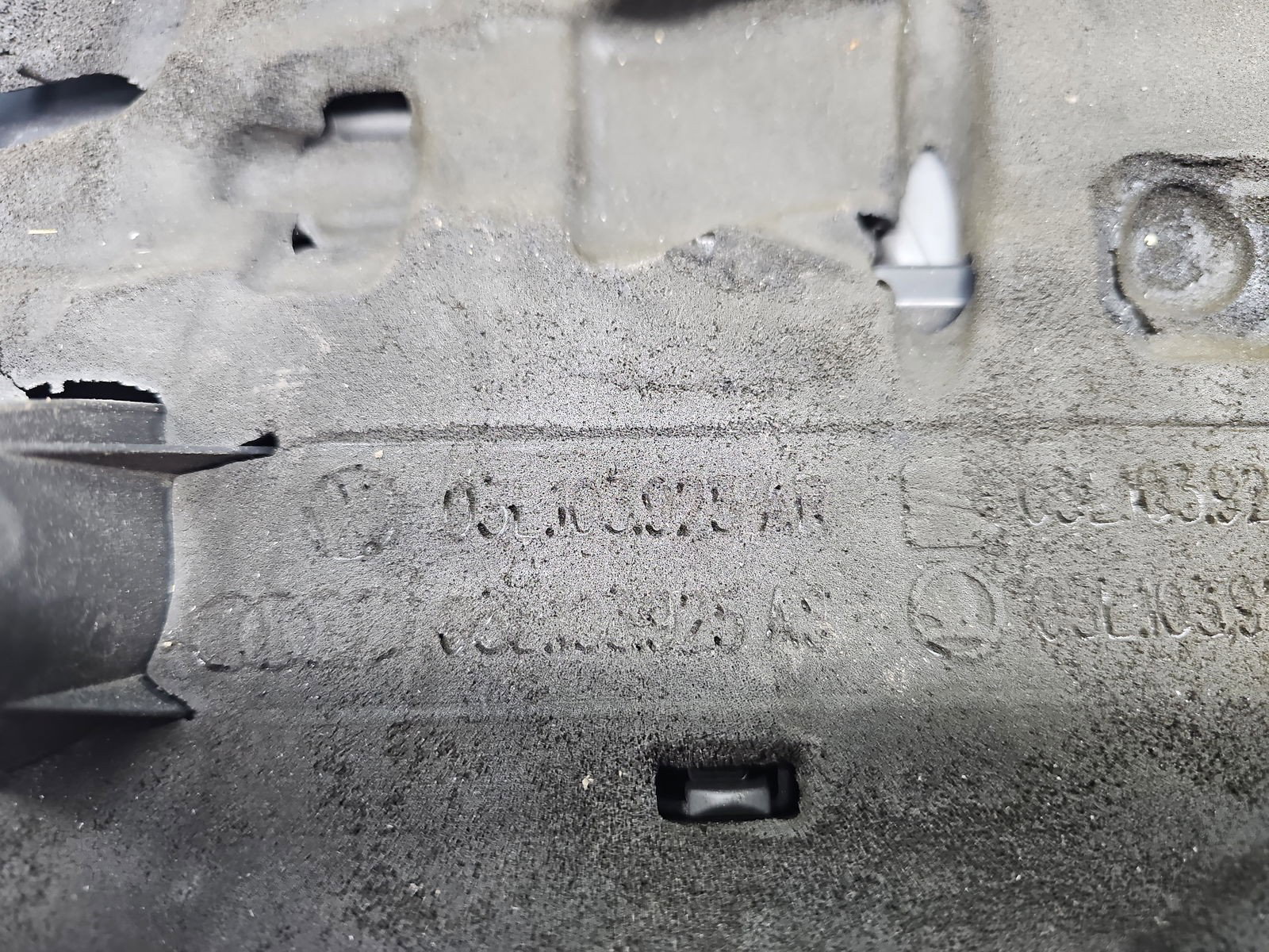 Capac motor Volkswagen Passat B7 (362) [Fabr 2010-2014] 03L103925AR 1.6 TDI CAYC 77KW / 105CP - imagine 2