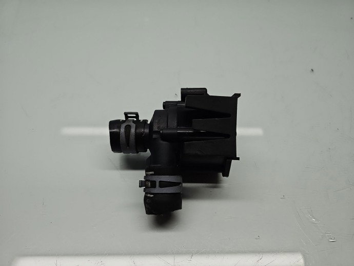 Pompa recirculare apa  AUDI A6 (4G5, C7) [Fabr 2011-2017] 8K0819147A 2.0 TDI CGLC 130KW / 177CP