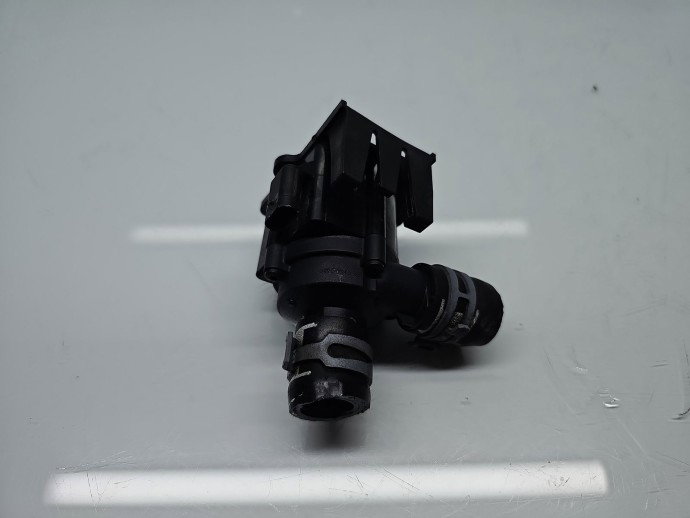 Pompa recirculare apa  AUDI A6 (4G5, C7) [Fabr 2011-2017] 8K0819147A 2.0 TDI CGLC 130KW / 177CP