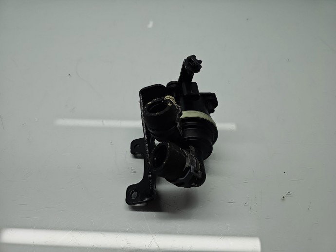 Pompa recirculare apa  Volkswagen Tiguan (5N) [Fabr 2007-2016] 5N0965561A 2.0 TDI CGLC 130KW / 177CP