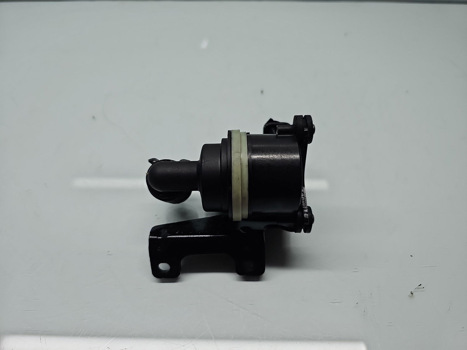 Pompa recirculare apa AUDI Q5 (8RB) [ Fabr 2008-2016] 5N0965561A 2.0 TDI CGLC 130KW / 177CP - imagine 3