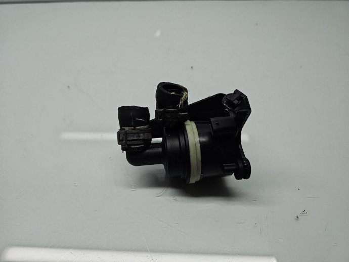 Pompa recirculare apa  AUDI Q5 (8RB) [ Fabr 2008-2016] 5N0965561A 2.0 TDI CGLC 130KW / 177CP