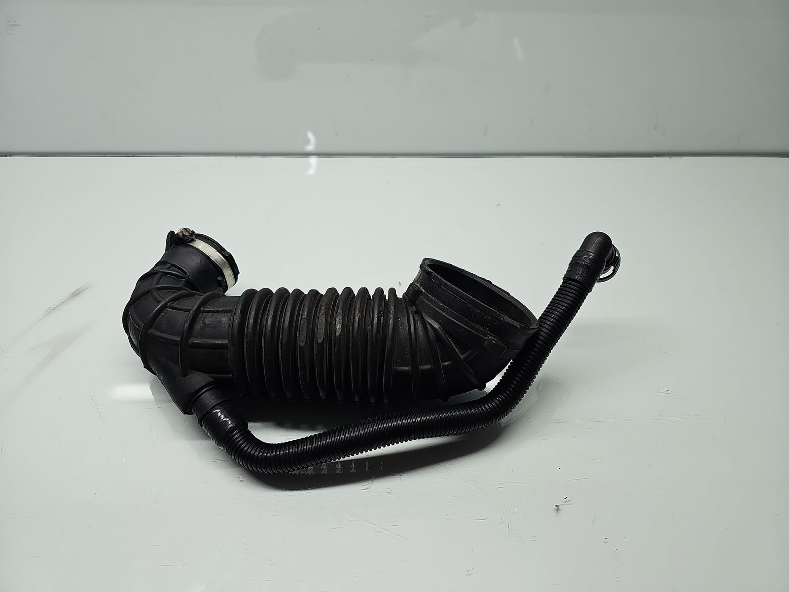 Tub admisie aer AUDI Q5 (8RB) [ Fabr 2008-2016] 03G129629E 2.0 TDI CGLC 130KW / 177CP - imagine 1