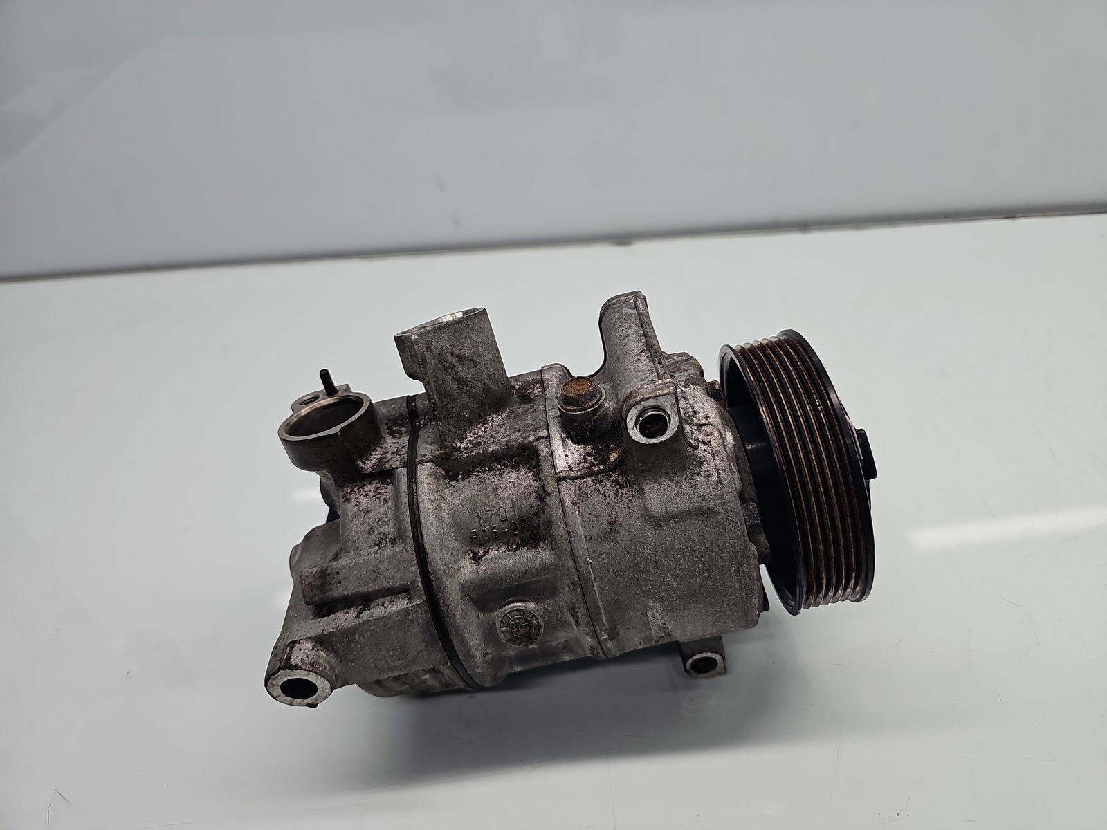 Compresor clima Volkswagen Tiguan (5N) [Fabr 2007-2016] 5N0820803H 1.6 TDI CAYC 77KW / 105CP - imagine 4