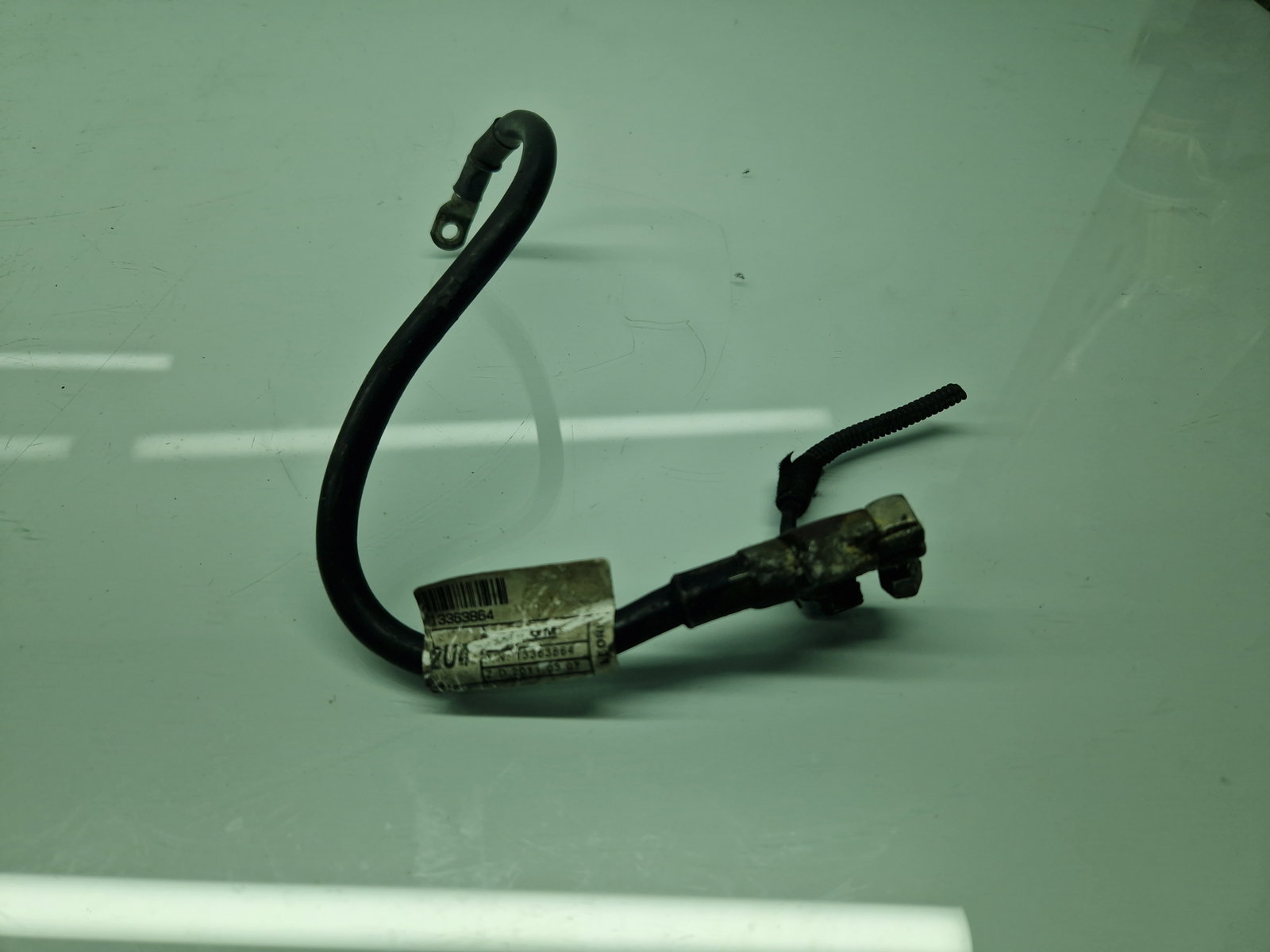 Borna baterie (-) Opel Astra J [Fabr 2009-2015] 13363864