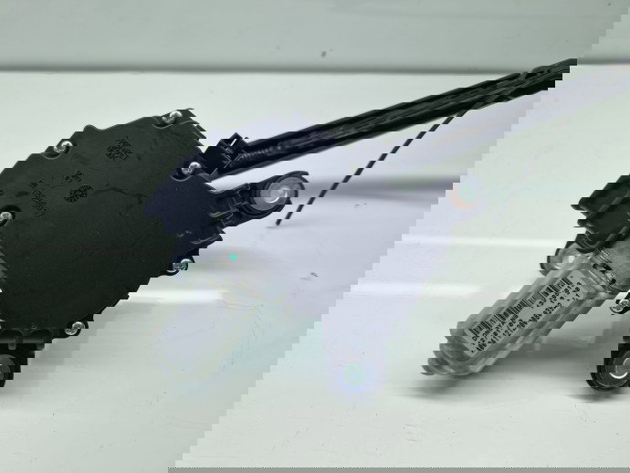  Motoras stergator haion Opel Astra J [Fabr 2009-2015] 13395013