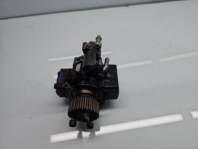 Pompa inalta presiune  Volkswagen Golf 6 (5K1) [Fabr 2009-2013] 03L130755A 1.6 TDI CAYC 77KW / 105CP