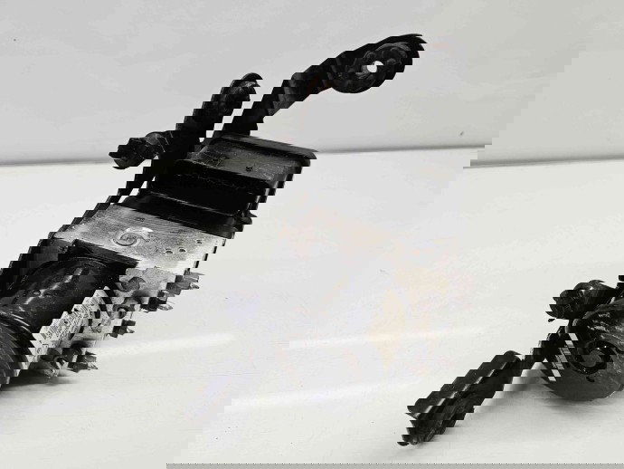 Pompa ABS  Renault Scenic 3 [Fabr 2009-2015] 476605296R 1.5 dCi K9K656 81KW / 110CP