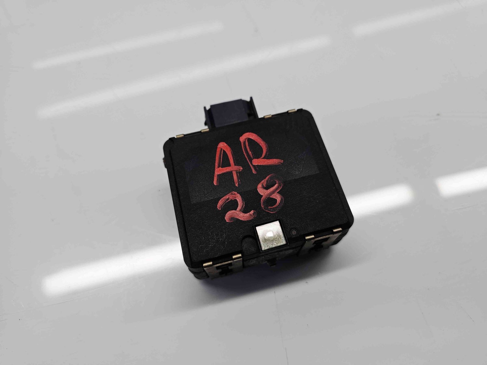 Senzor radar distronic Volkswagen Passat B8 (3G2) [Fabr 2015-prezent] 3Q0907561C - imagine 6