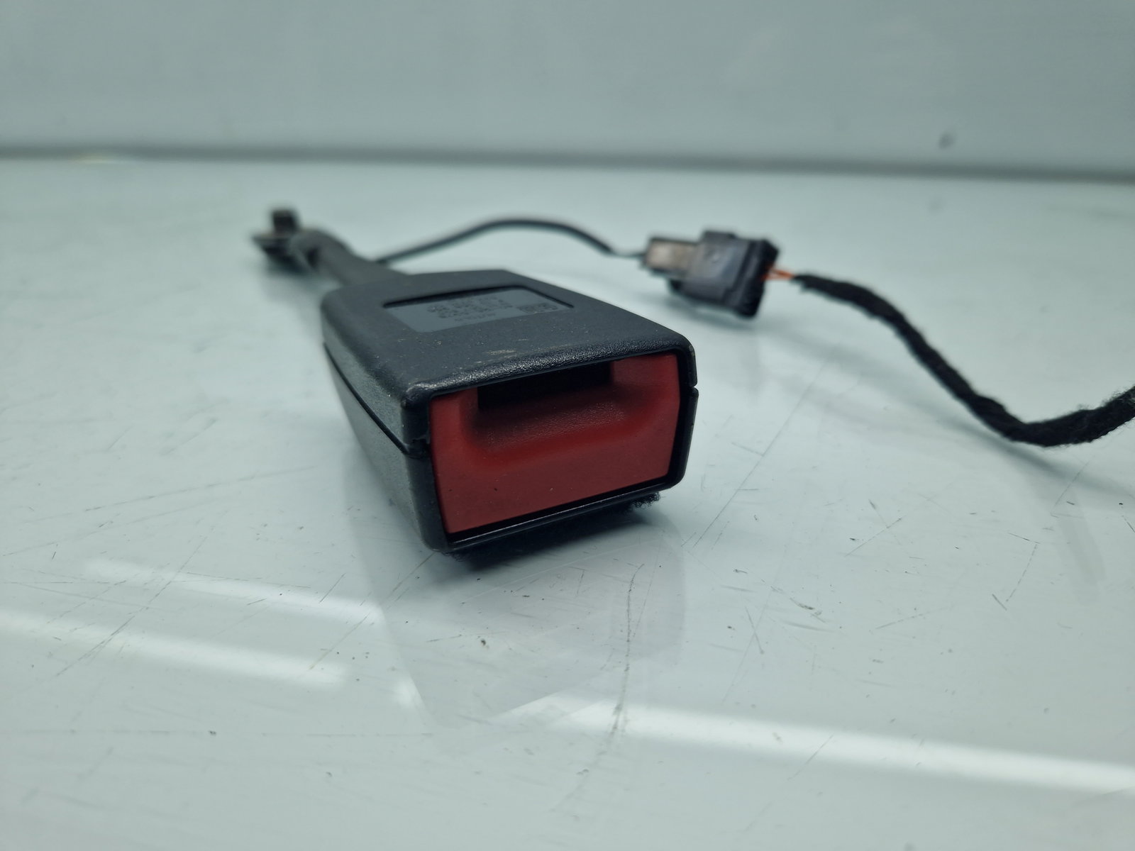 Capsa centura dreapta fata Opel Astra J [Fabr 2009-2015] 13368956 - imagine 3