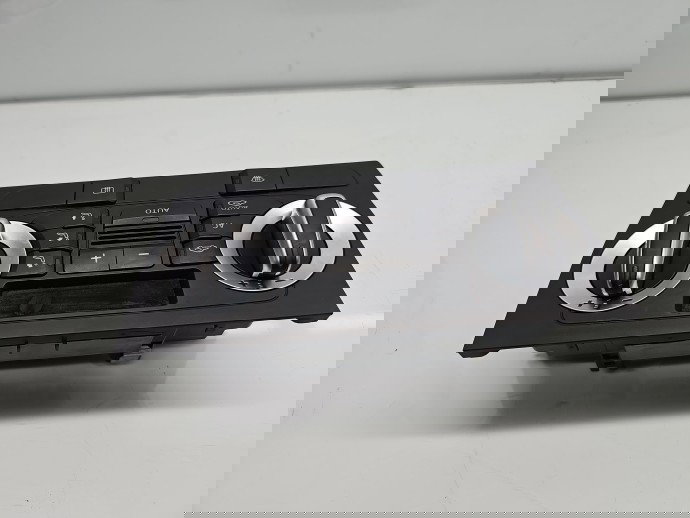  Panou comanda clima AUDI A3 Sportback (8PA) [Fabr 2004-2013] Facelift 8P0820043BM