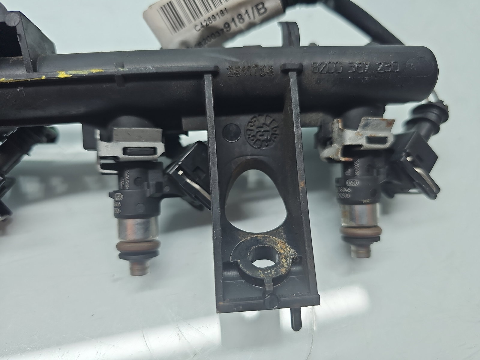 Rampa injectoare Renault Clio 4 (B98) Hatchback [Fabr 2012-2020] 8200367230 1.2 Benz D4F740 55KW / 75CP - imagine 3