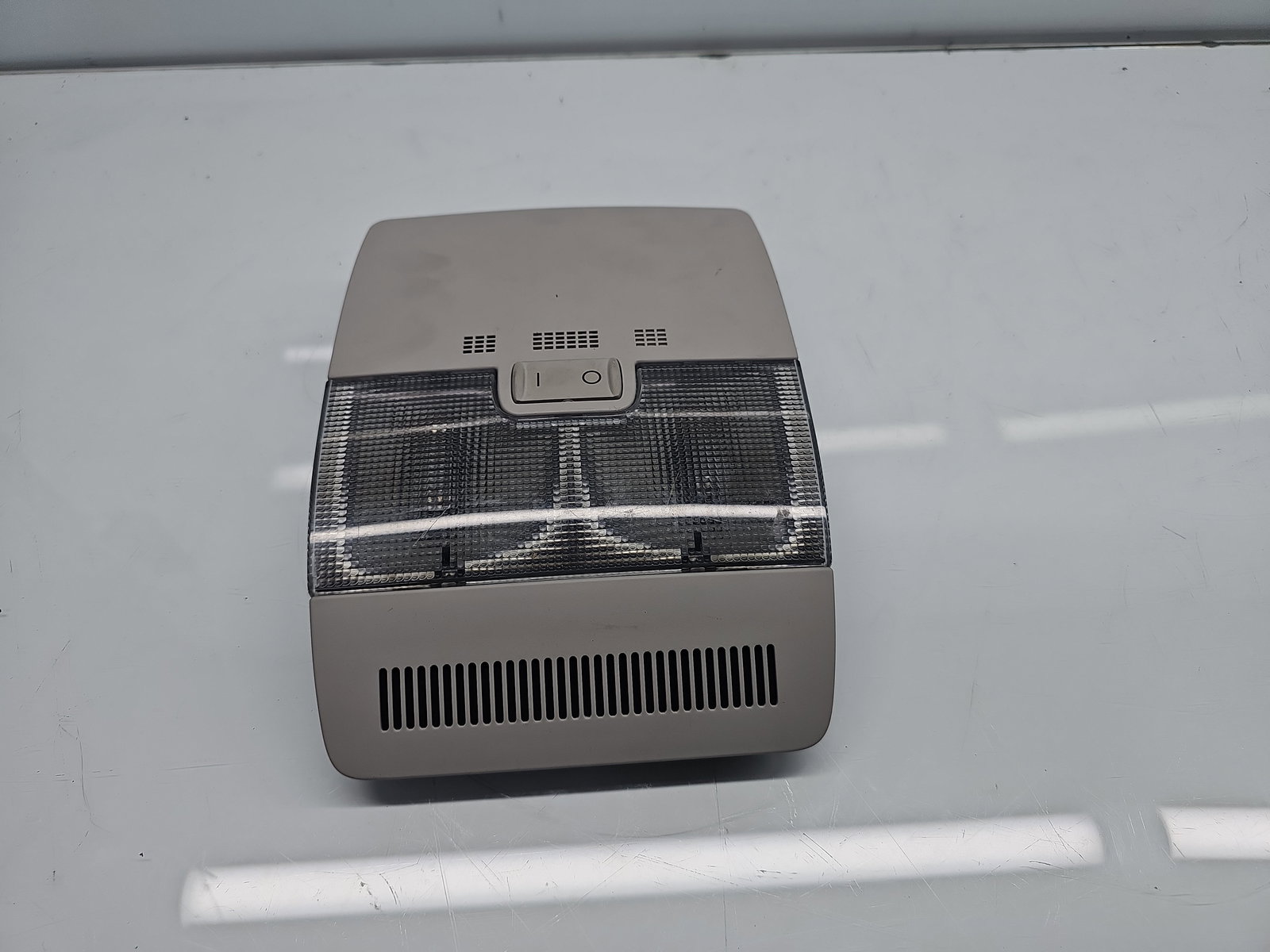 Plafoniera fata AUDI A3 Sportback (8PA) [Fabr 2004-2013] Facelift 8P0947135D - imagine 1