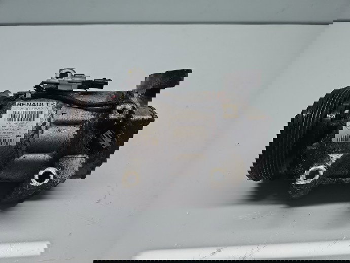 Compresor clima Renault Clio 4 (B98) Hatchback [Fabr 2012-2020] 926009582R 1.2 Benz D4F740 55KW / 75CP