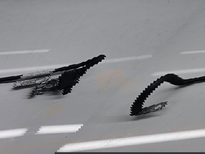 Borna baterie (-) AUDI A3 Sportback (8PA) [Fabr 2004-2013] Facelift 1K0915181H