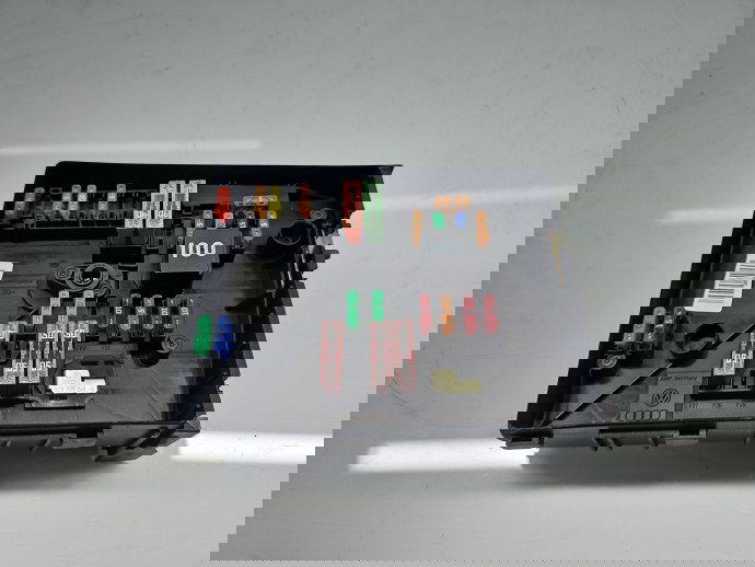 Panou sigurante AUDI A3 Sportback (8PA) [Fabr 2004-2013] Facelift 1K0937125D