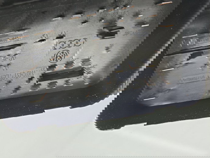 Panou sigurante AUDI A3 Sportback (8PA) [Fabr 2004-2013] Facelift 1K0937125D