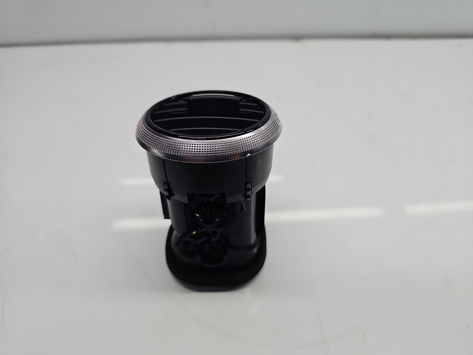 Grila aerisire dreapta AUDI A3 Sportback (8PA) [Fabr 2004-2013] Facelift 8PP820901A - imagine 1