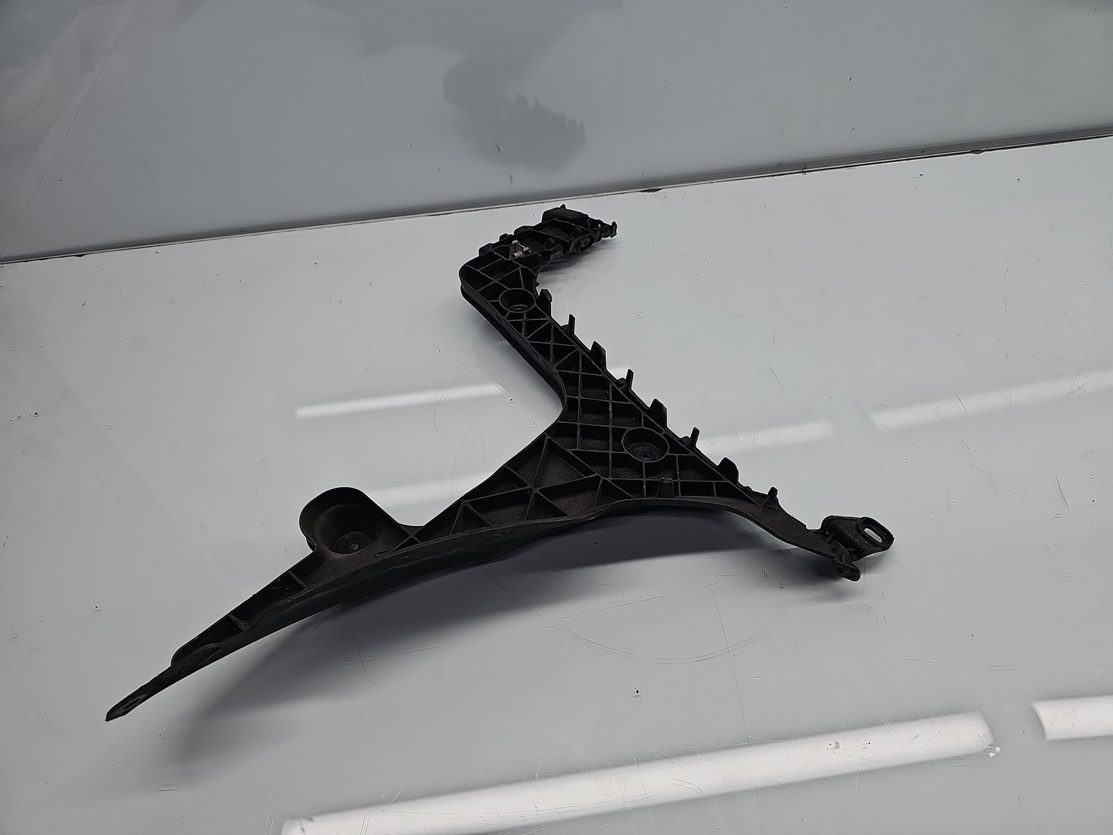 Suport bara dreapta spate AUDI A3 Sportback (8PA) [Fabr 2004-2013] Facelift 8P4807378B - imagine 1