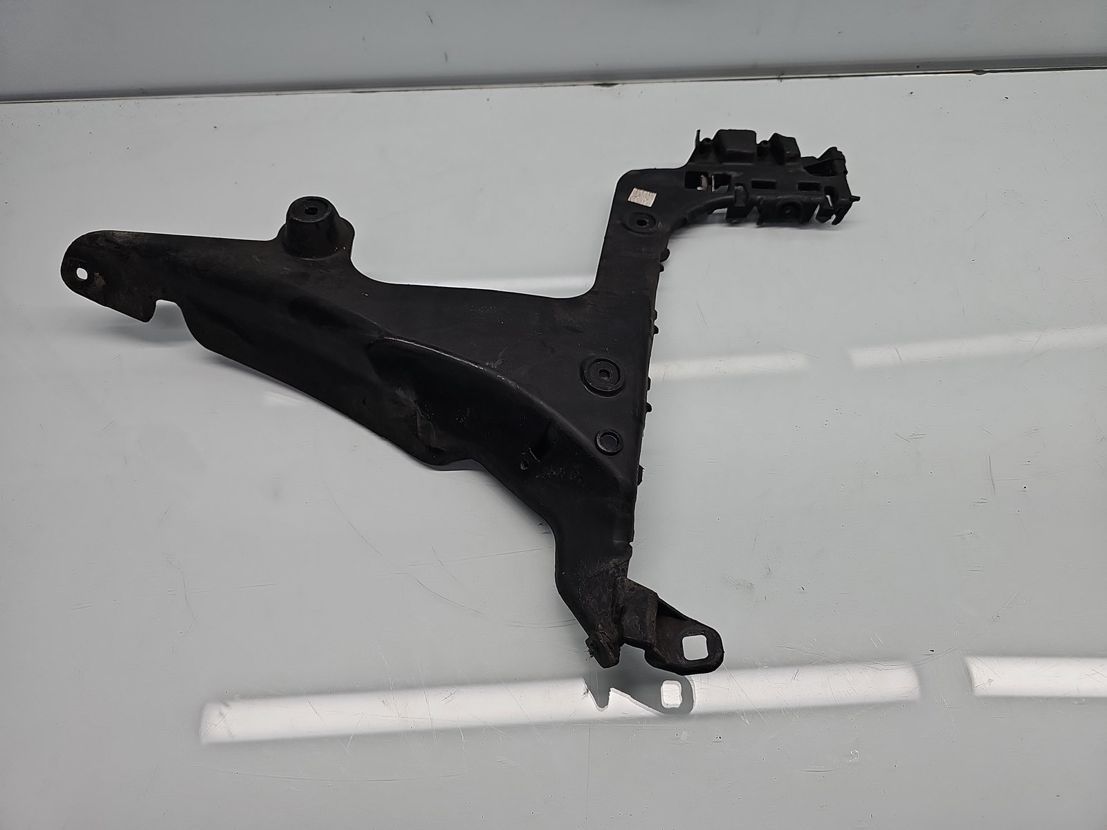 Suport bara stanga spate AUDI A3 Sportback (8PA) [Fabr 2004-2013] Facelift 8P4807377B - imagine 1