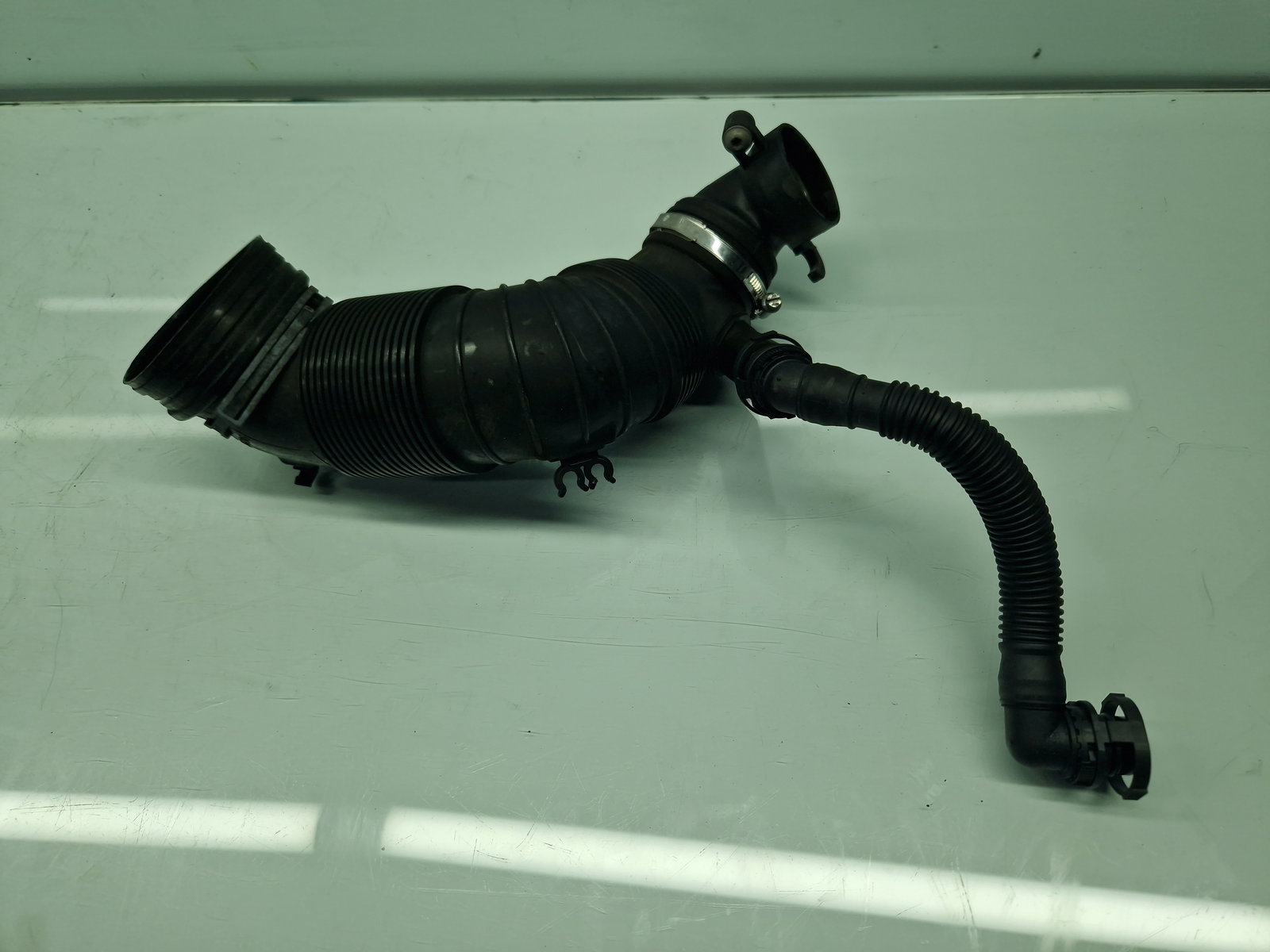 Tub admisie aer Volkswagen Passat CC (357) [Fabr 2008-2012] 3C0129635 2.0 TDI CFFB 103KW / 140CP - imagine 2