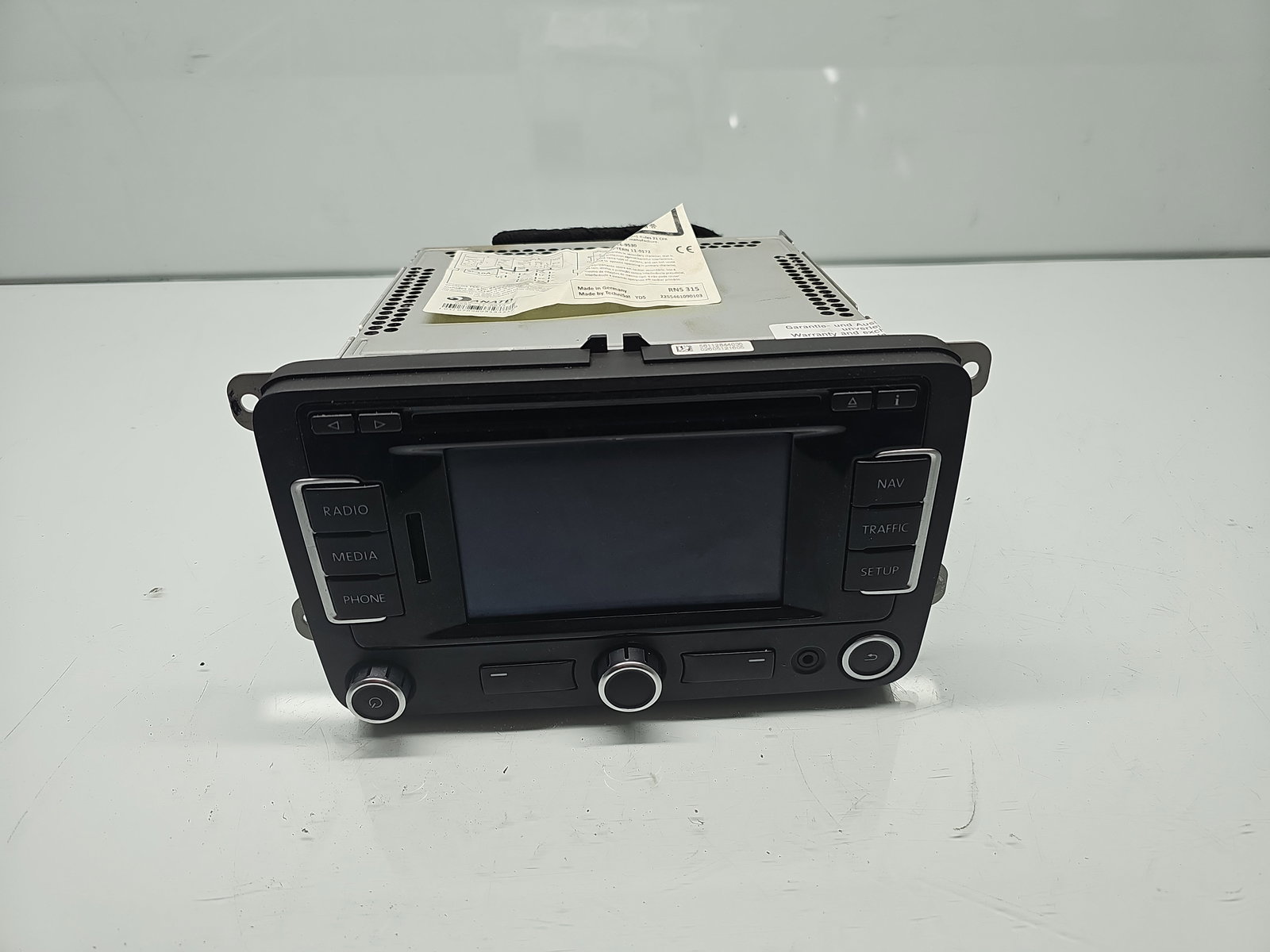 Radio CD cu navigatie Volkswagen Passat CC (357) [Fabr 2008-2012] 3C8035279BX - imagine 1
