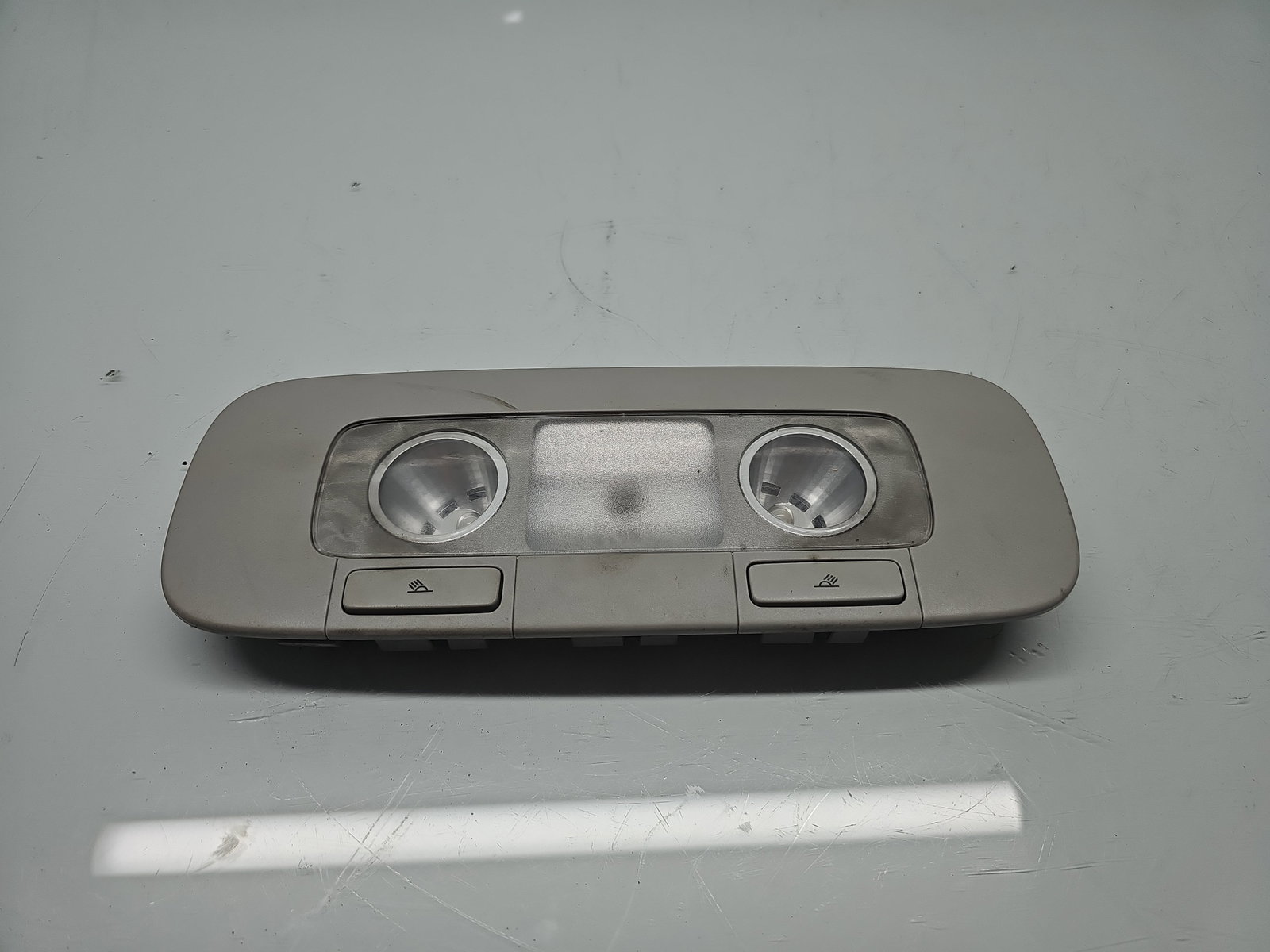 Plafoniera spate Volkswagen Passat CC (357) [Fabr 2008-2012] 3C0947291D