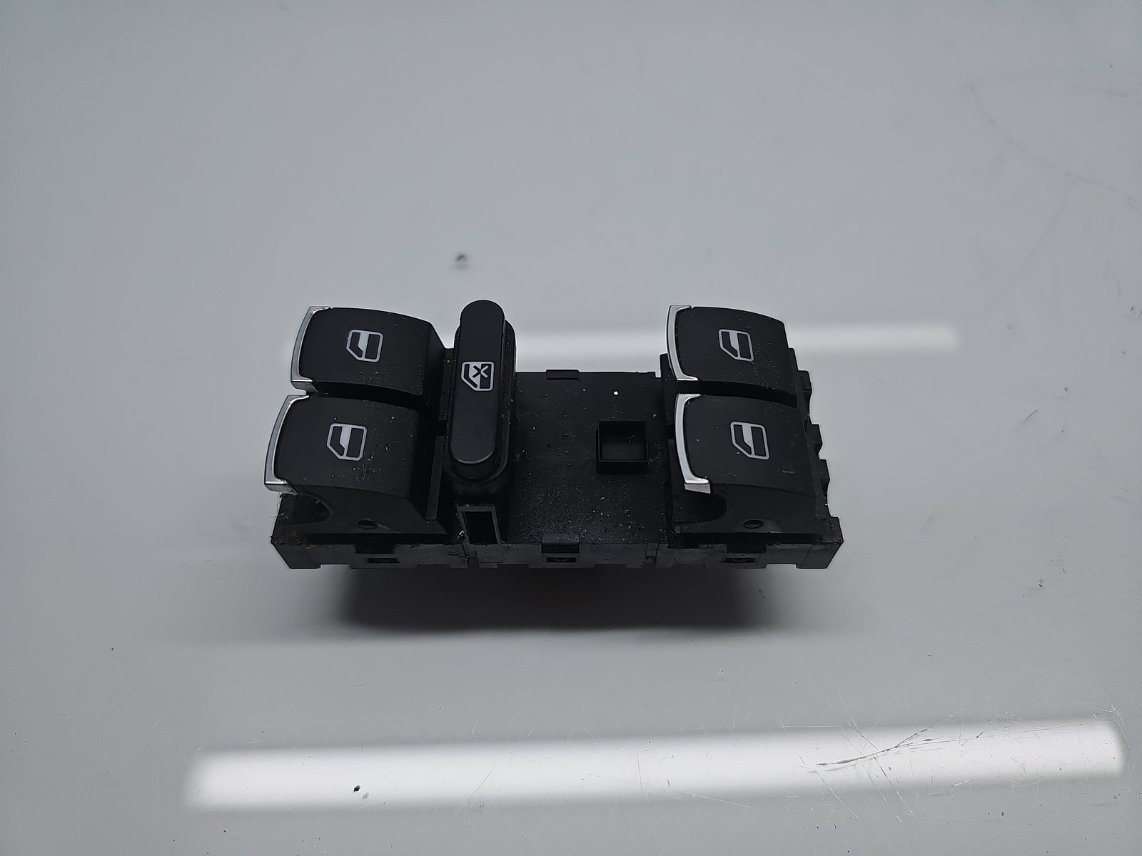 Butoane comanda geamuri sofer Volkswagen Passat CC (357) [Fabr 2008-2012] 3C8959857 - imagine 1