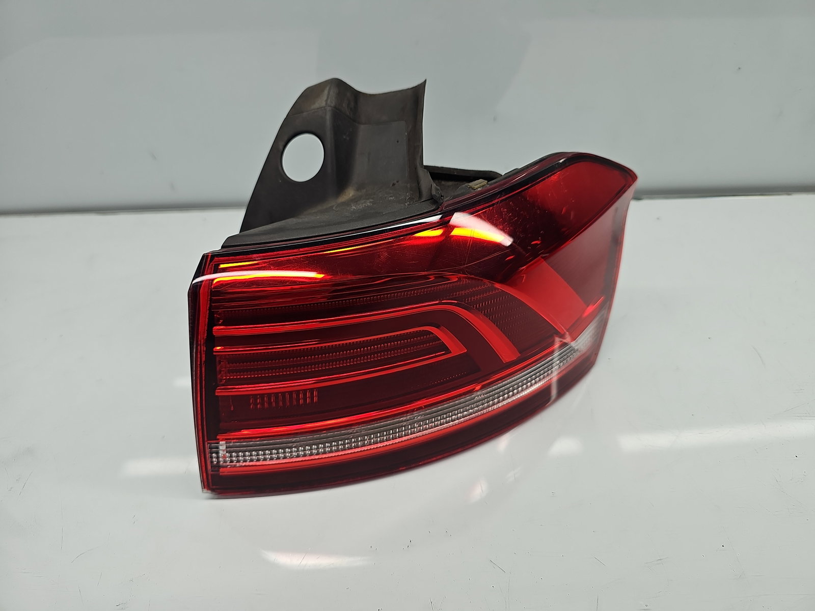 Stop aripa dreapta Volkswagen Passat B8 Variant (3G5) [Fabr 2015-prezent] 3G9945312