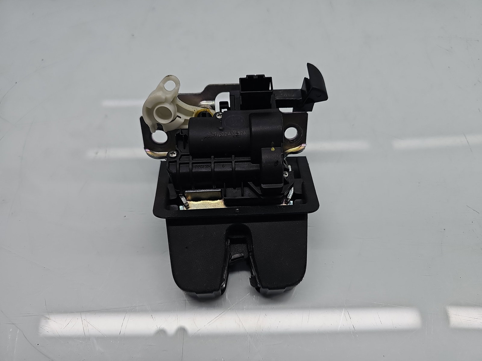 Broasca haion Volkswagen Passat B8 Variant (3G5) [Fabr 2015-prezent] 5TA827505D - imagine 1