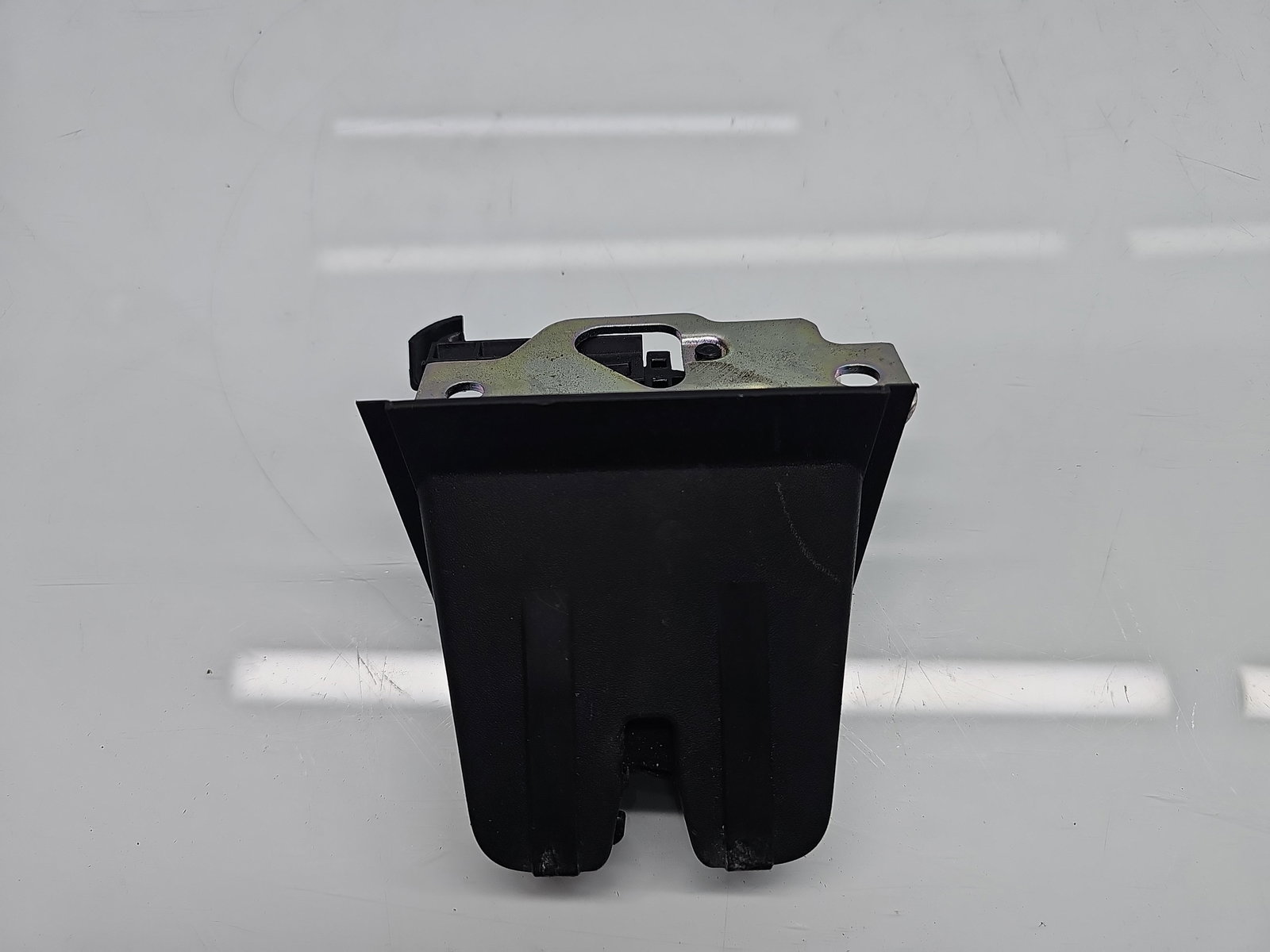 Broasca haion Volkswagen Passat B8 Variant (3G5) [Fabr 2015-prezent] 5TA827505D - imagine 3