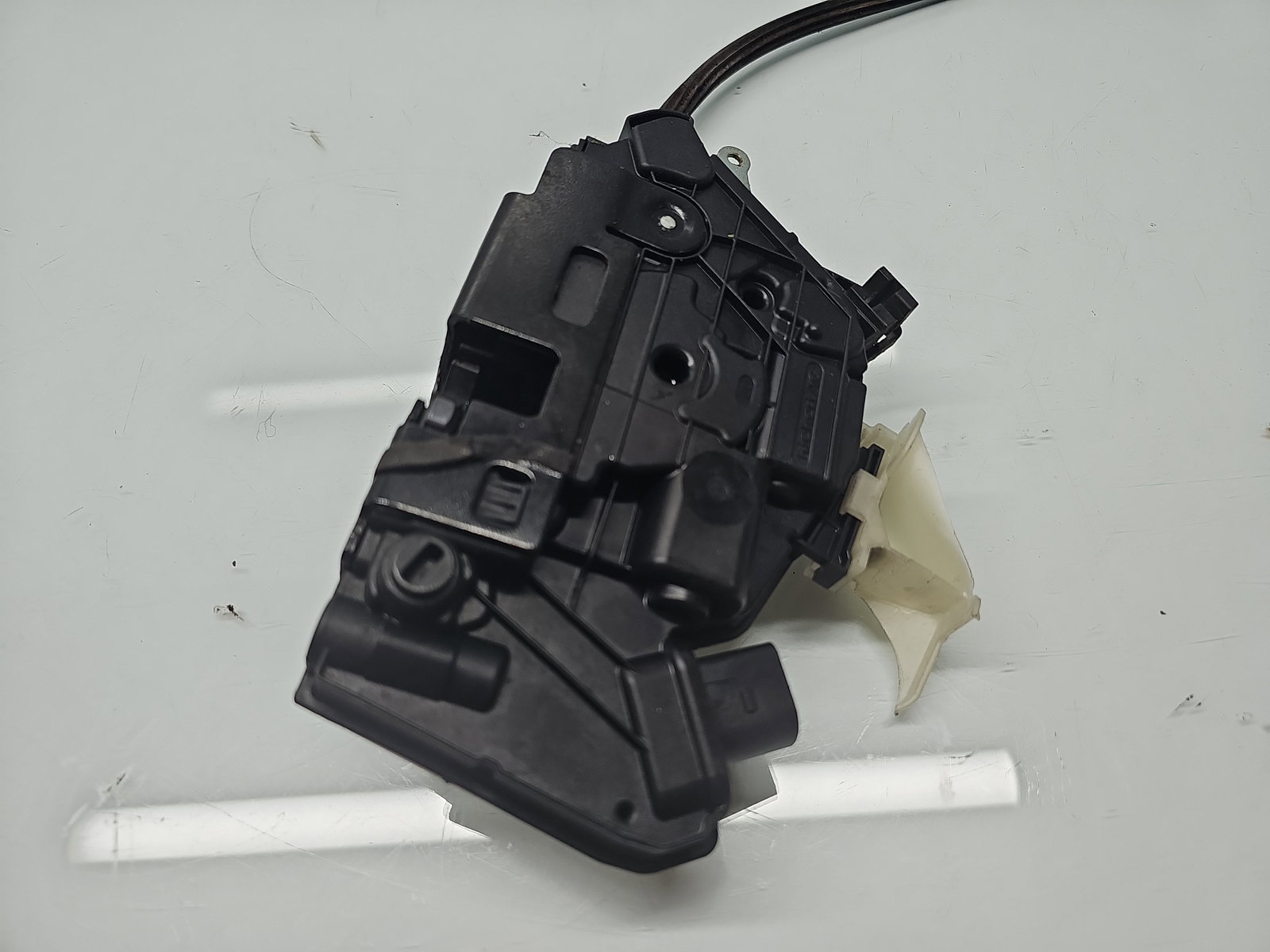 Broasca usa dreapta spate Volkswagen Passat CC (357) [Fabr 2008-2012] 5N0839016D - imagine 4