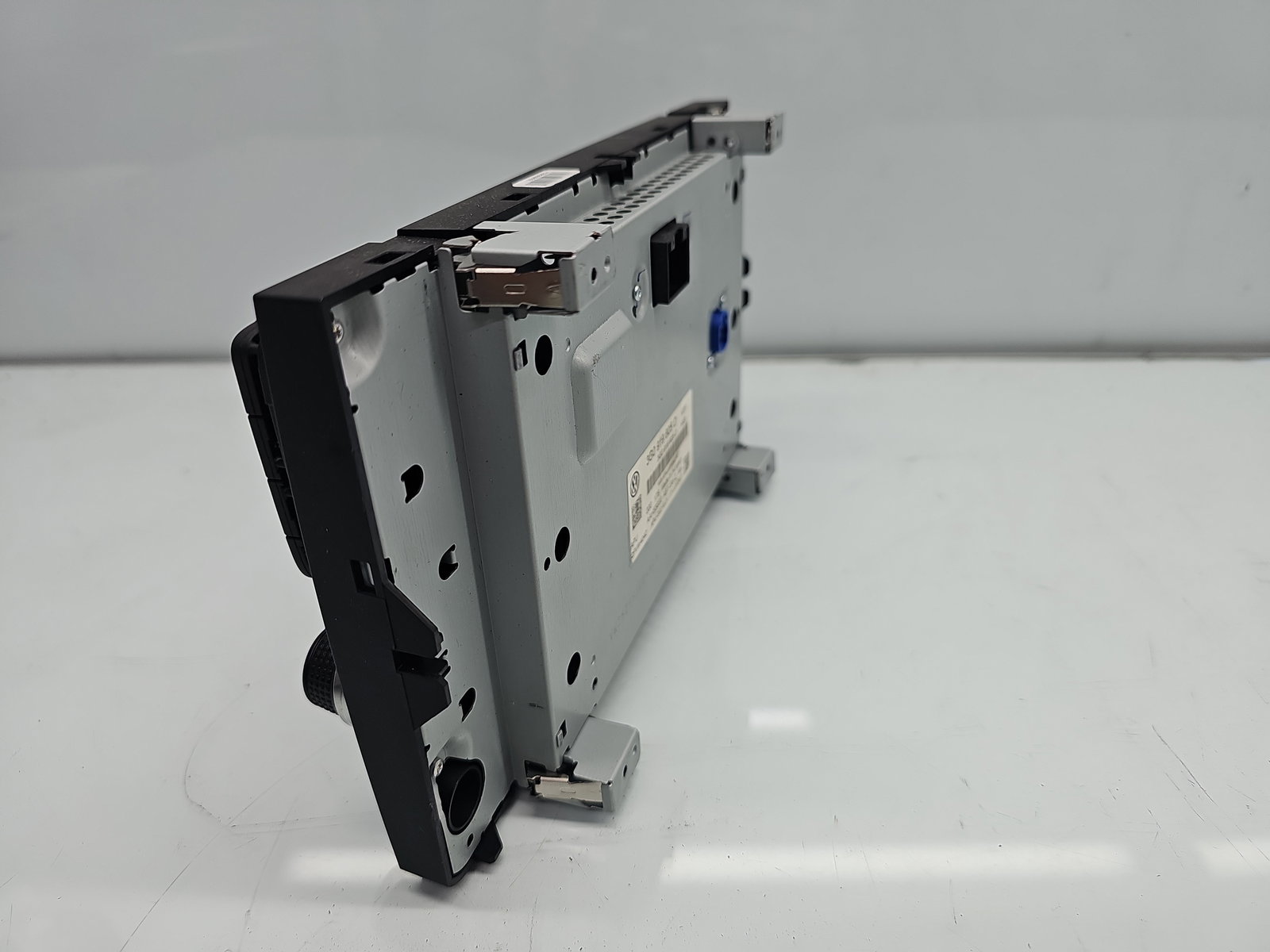 Radio CD cu navigatie Volkswagen Passat B8 Variant (3G5) [Fabr 2015-prezent] 3G0919605D - imagine 3