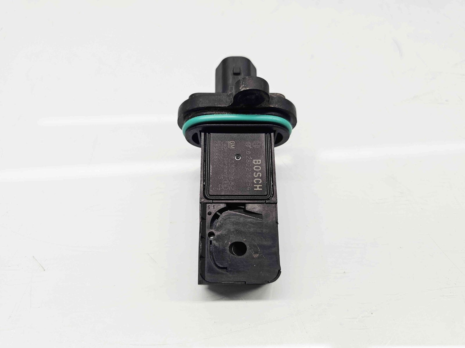 Senzor debitmetru aer Opel Zafira C (P12) [Fabr 2011-2017] 13301682 1.4 Benz A14XER 74KW / 100CP - imagine 1