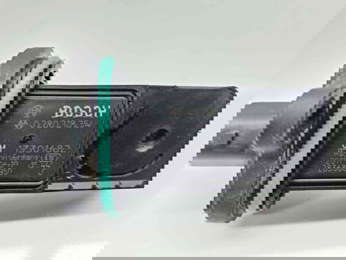 Senzor debitmetru aer  Opel Zafira C (P12) [Fabr 2011-2017] 13301682 1.4 Benz A14XER 74KW / 100CP