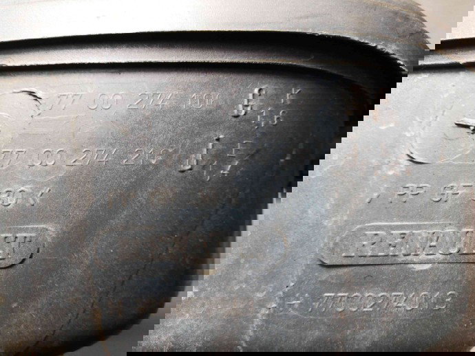 Carcasa filtru aer 7700274216J Dacia Logan (LS) [Fabr 2004-2012] 1.6