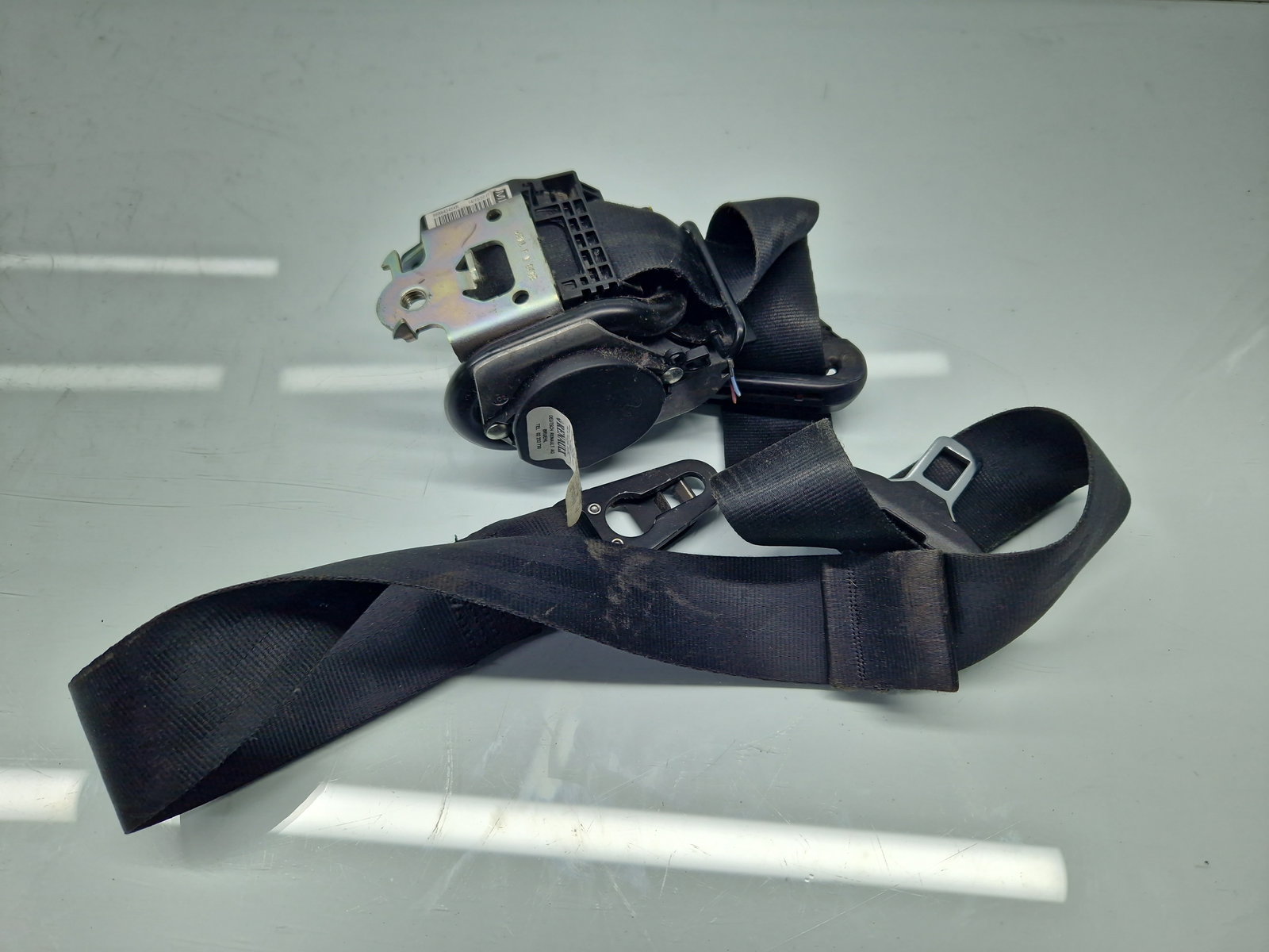 Centura dreapta fata Renault Clio 4 (B98) Hatchback [Fabr 2012-2020] 868840454R - imagine 1