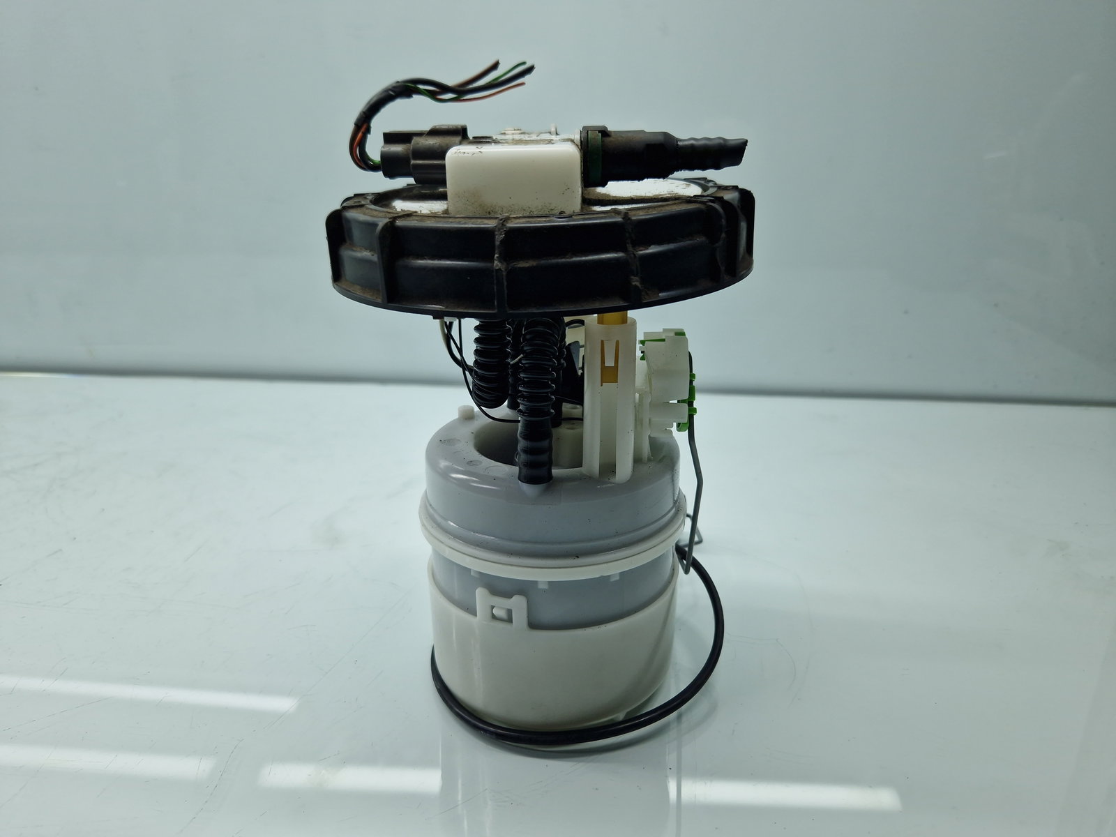 Pompa combustibil Renault Clio 4 (B98) Hatchback [Fabr 2012-2020] 172025354R 1.2 Benz D4F740 55KW / 75CP - imagine 1