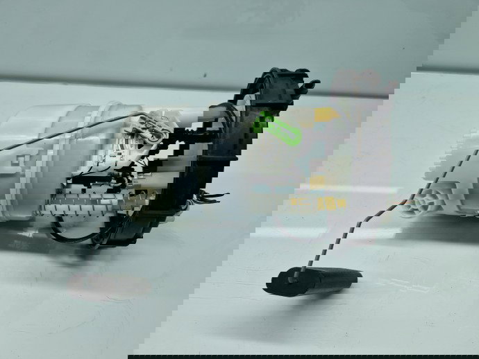 Pompa combustibil Renault Clio 4 (B98) Hatchback [Fabr 2012-2020] 172025354R 1.2 Benz D4F740 55KW / 75CP