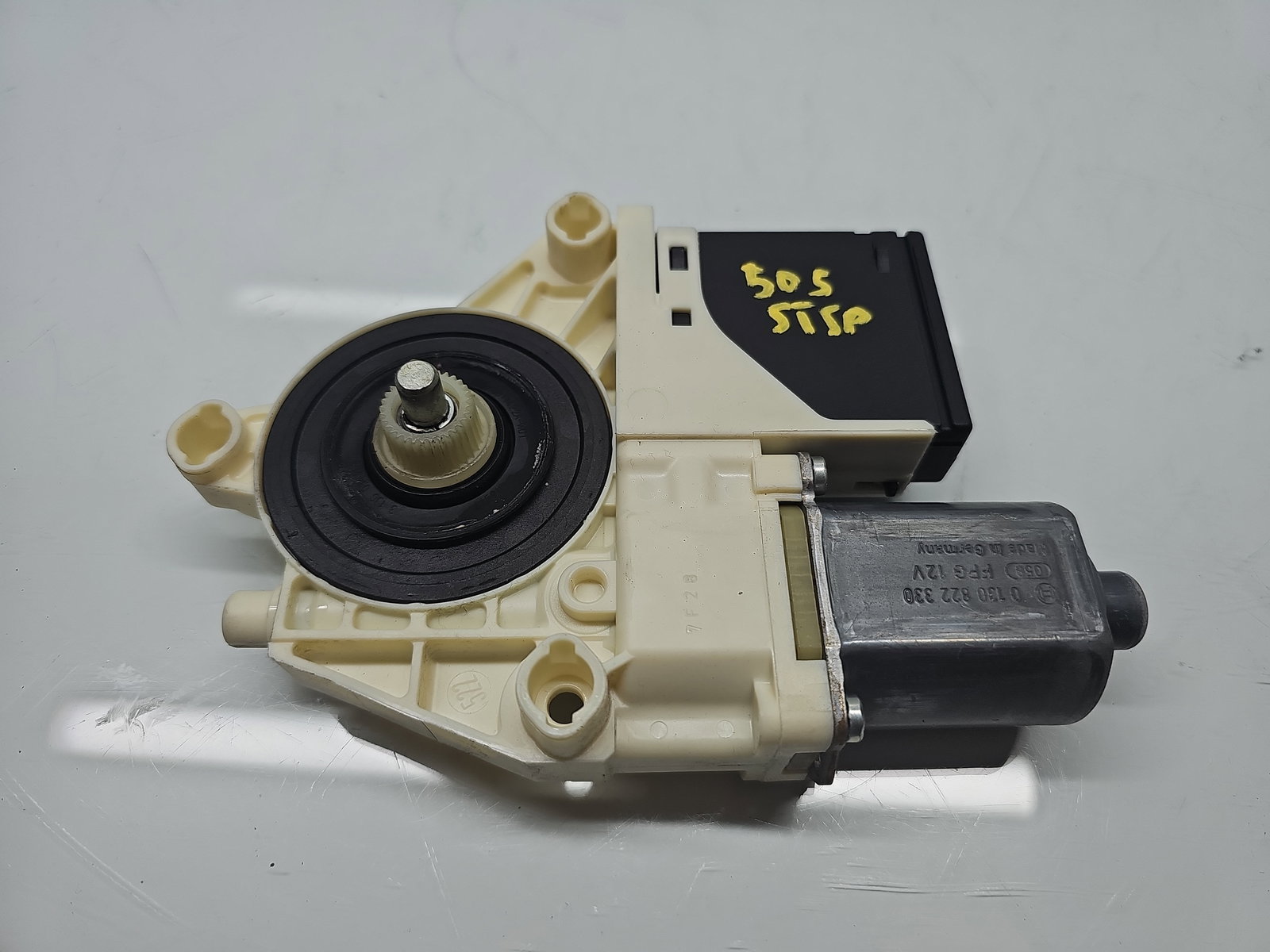 Motoras geam stanga spate Renault Megane 3 Hatchback (X95) [Fabr 2008-2015] 827310185R - imagine 2