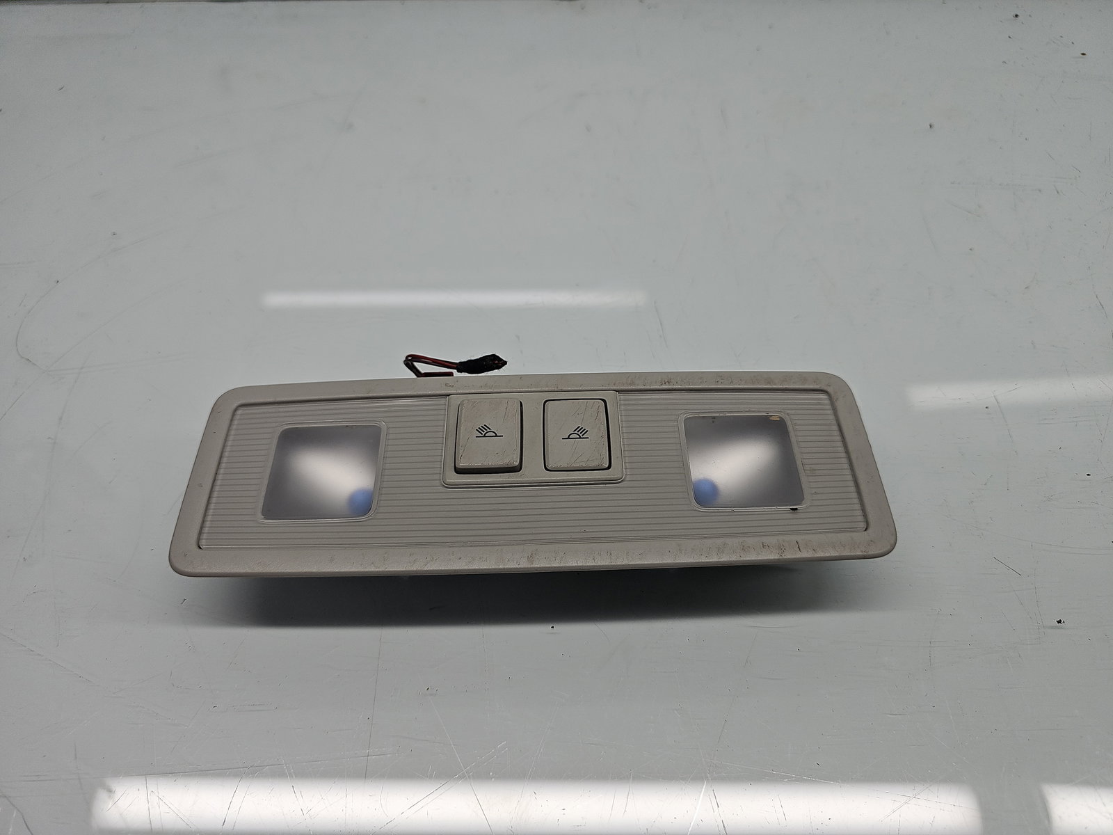 Plafoniera spate Volkswagen Golf 7 (5G) [Fabr 2014-prezent] 5G0947291 - imagine 1