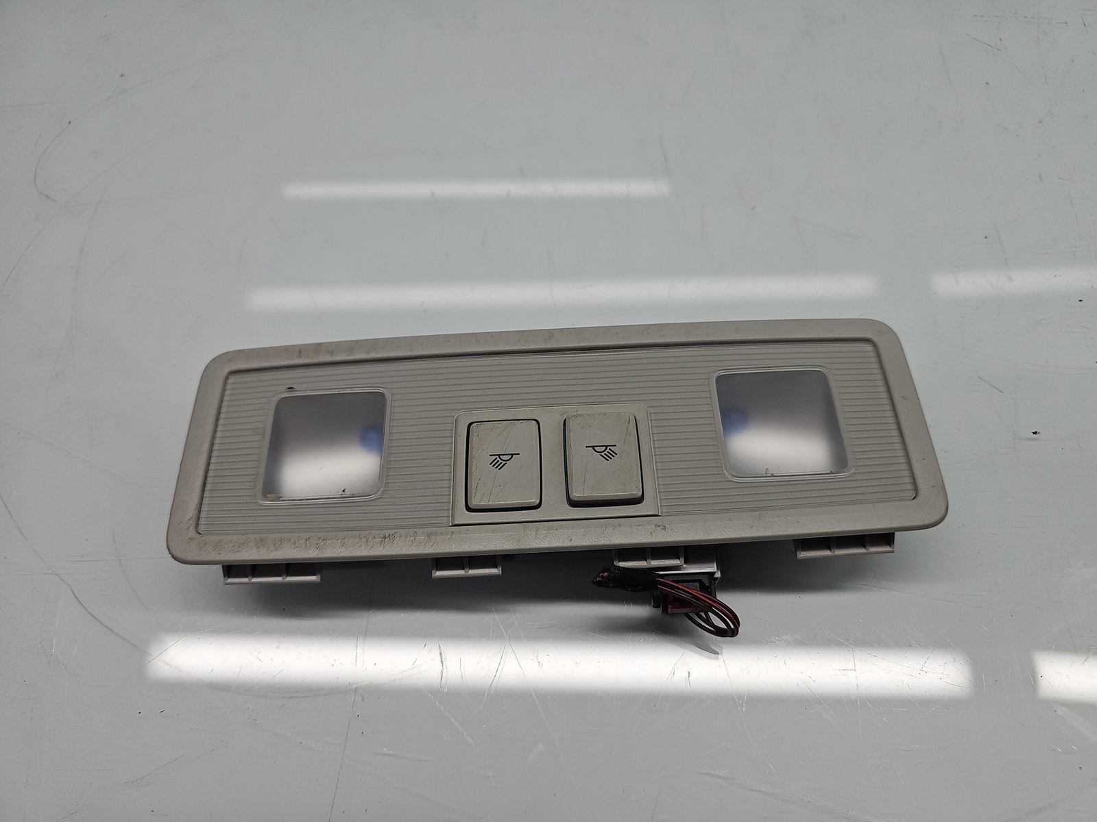 Plafoniera spate Volkswagen Golf 7 (5G) [Fabr 2014-prezent] 5G0947291 - imagine 2