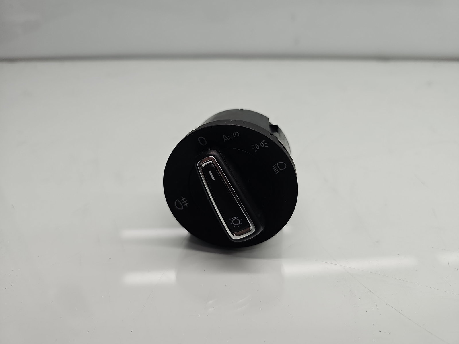 Bloc lumini Volkswagen Golf 7 (5G) [Fabr 2014-prezent] 5G0941431BE - imagine 1