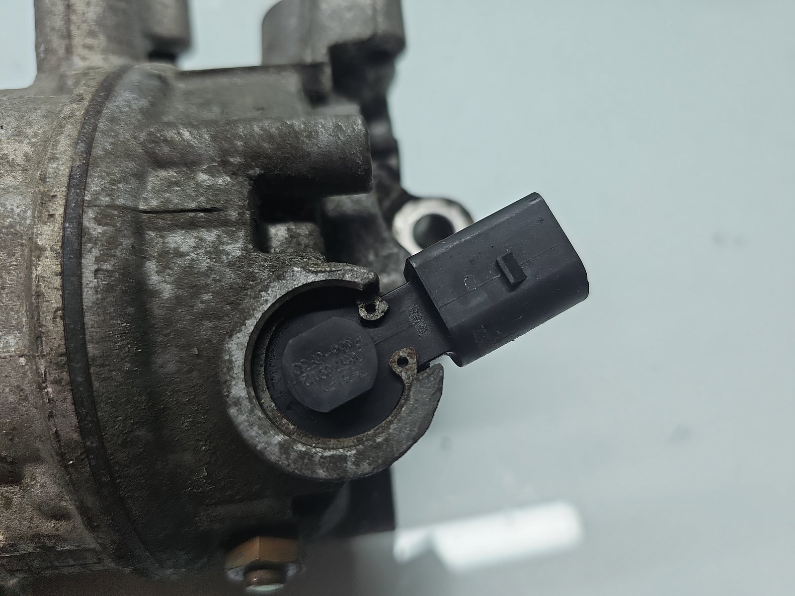 Compresor clima Seat Leon (5F1) [Fabr 2012-2018] 5Q0816803B 2.0 TDI CZEA 110KW / 150CP - imagine 2