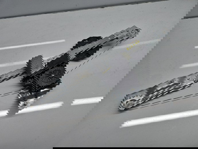 Macara electrica geam dreapta fata Dacia Logan II MCV BK (K52) [Fabr 2013-2022] Facelift OEM