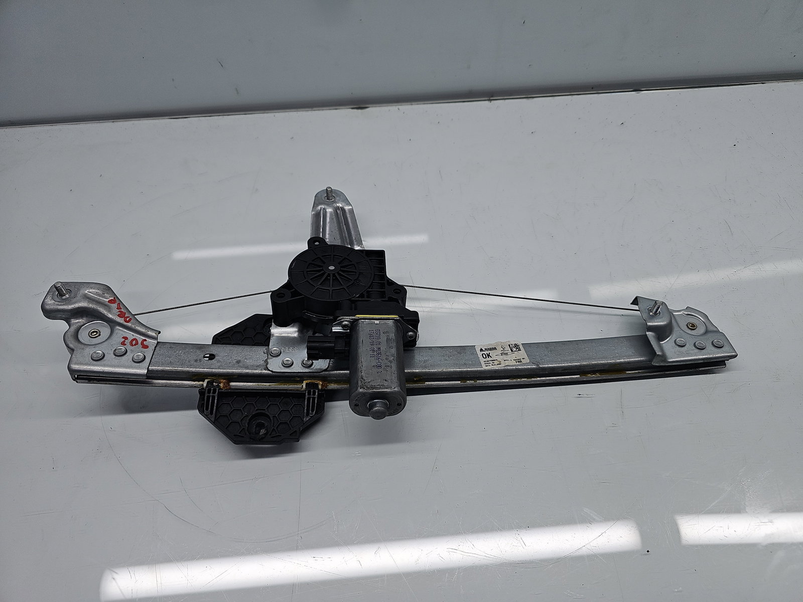 Macara electrica geam dreapta spate Dacia Logan II MCV BK (K52) [Fabr 2013-2022] Facelift 827206057R - imagine 1