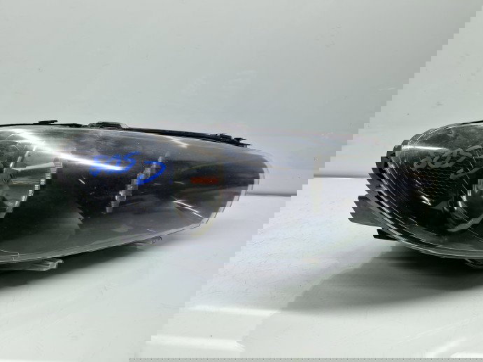  Far dreapta Volkswagen Scirocco (137) Coupe [Fabr 2008-2017] 1K8941006J